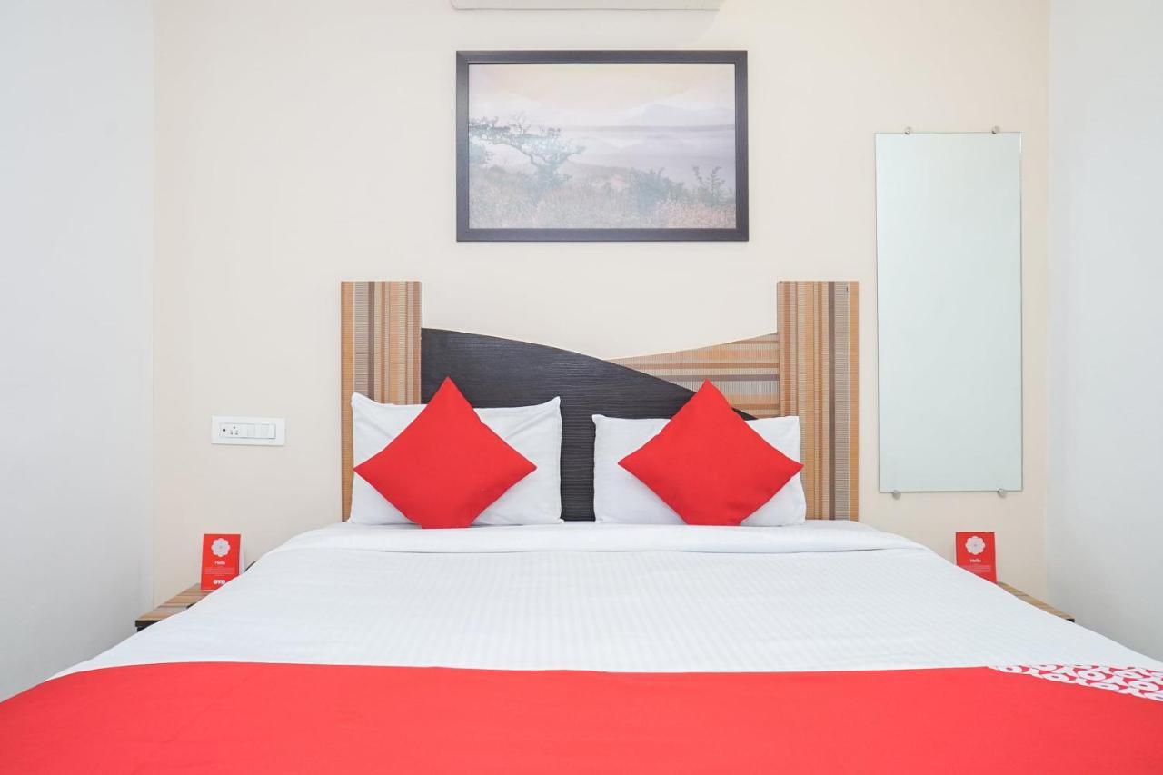 Oyo 19182 Hotel Montana โลนาวาลา ภายนอก รูปภาพ