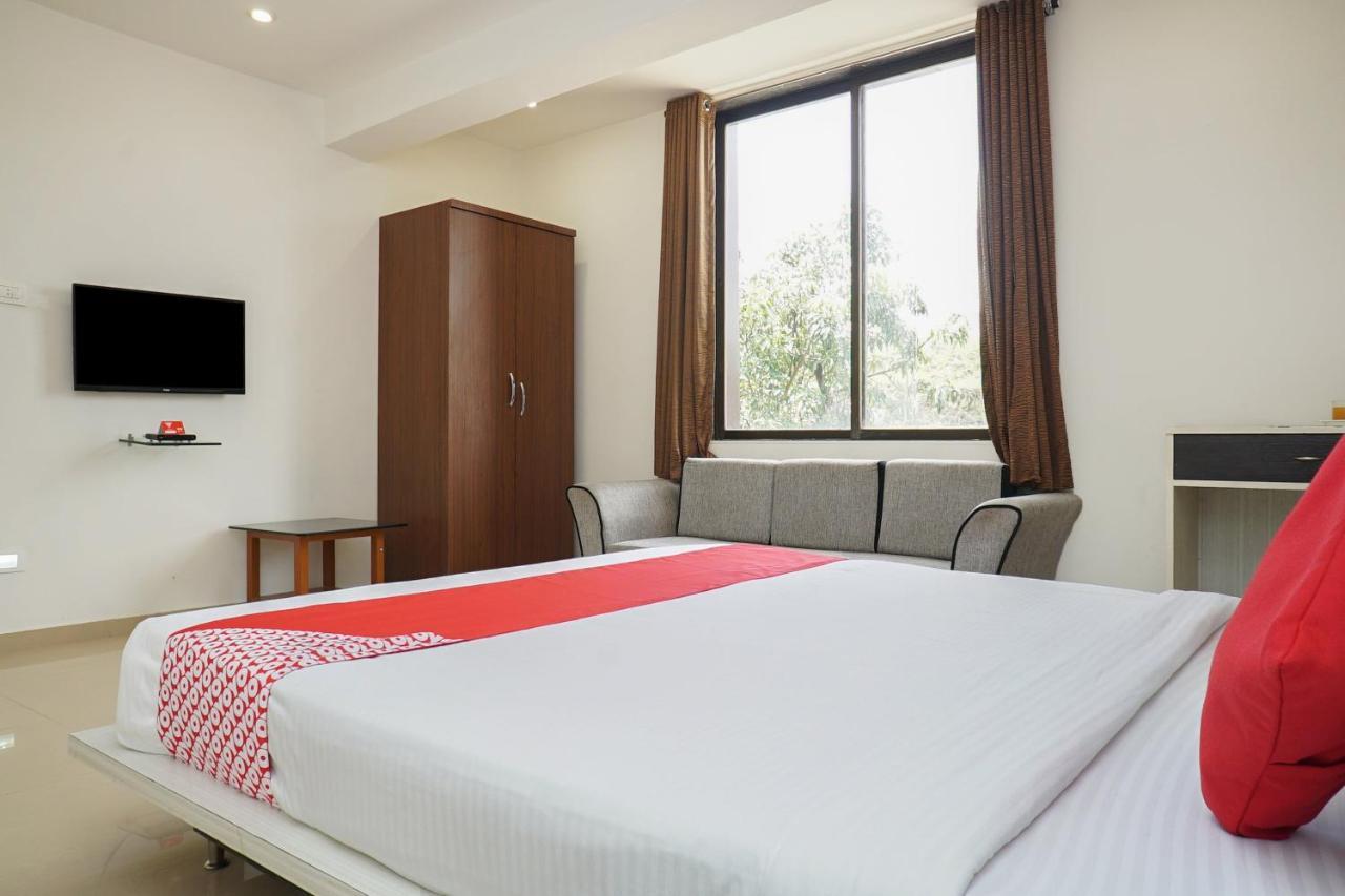 Oyo 19182 Hotel Montana โลนาวาลา ภายนอก รูปภาพ