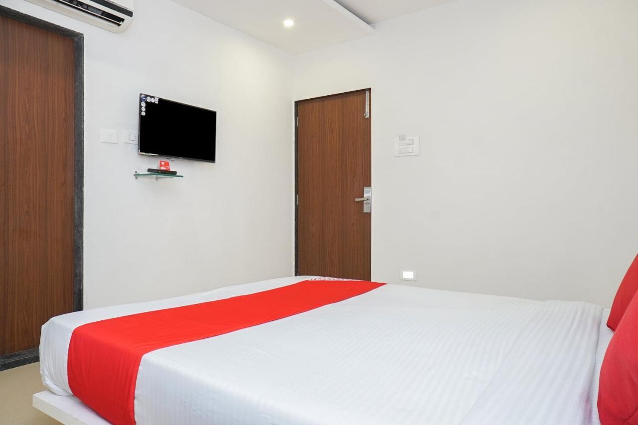 Oyo 19182 Hotel Montana โลนาวาลา ภายนอก รูปภาพ